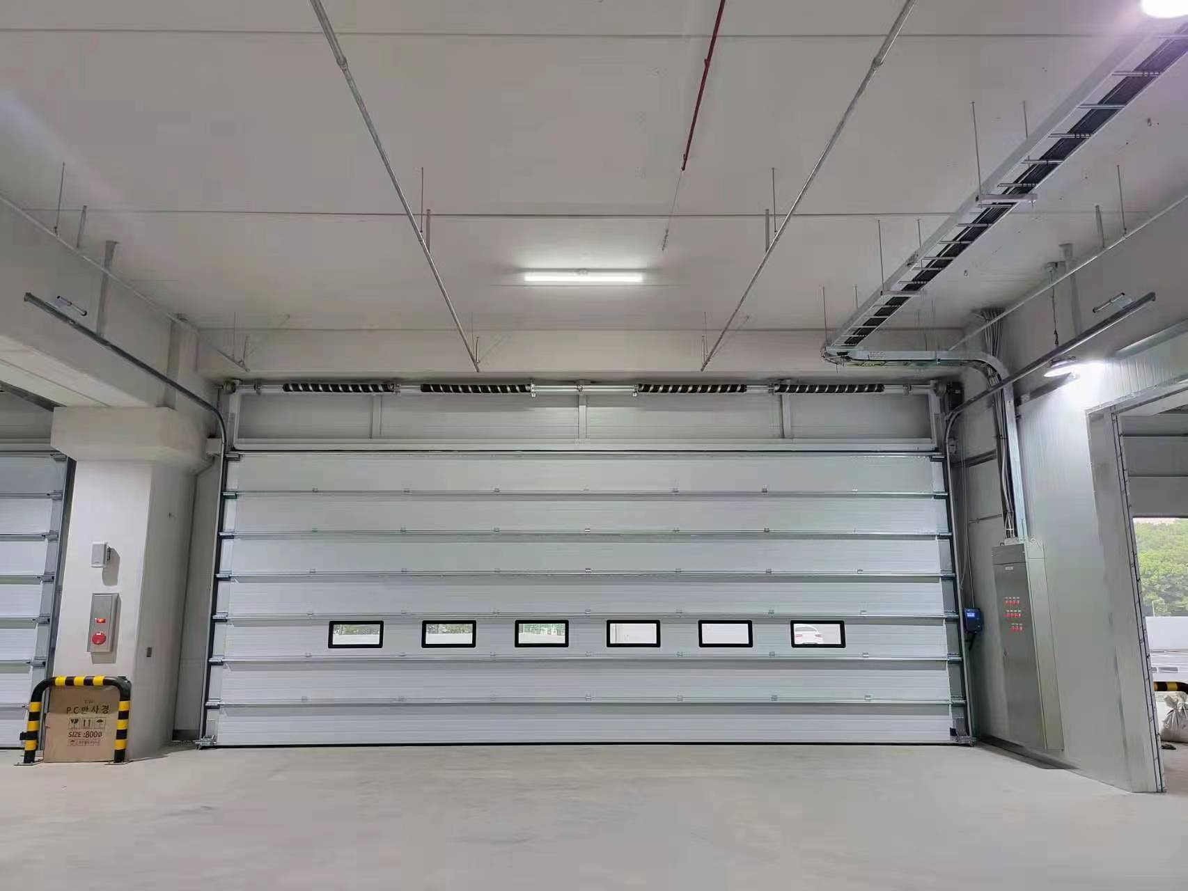 Prečo môže sekcionálna brána vyriešiť viac než len problémy s prístupom?